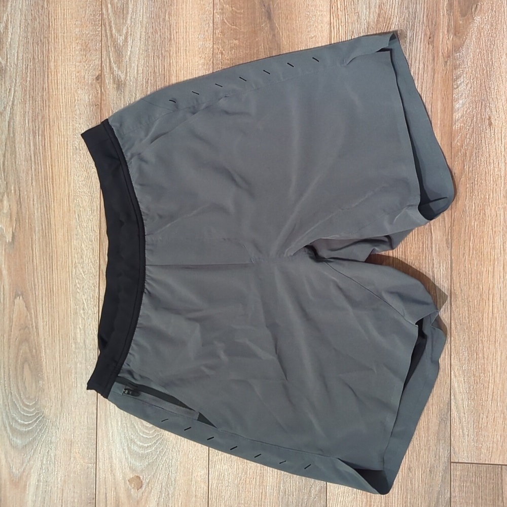 Ten Thousand Interval 7" Men's Shorts (With Liner) - M - Grey